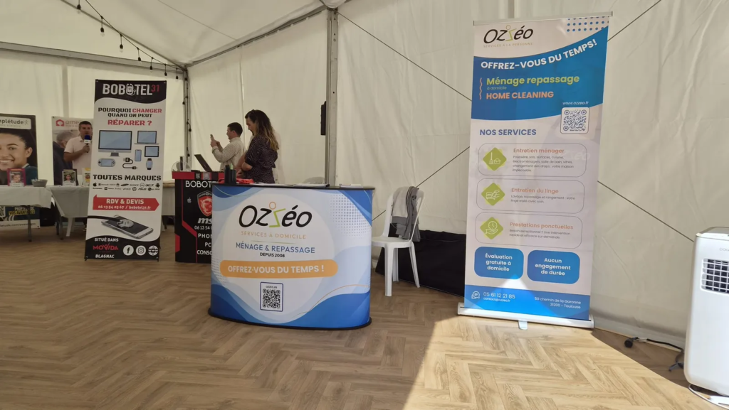 Stand OZZÉO sous chapiteau au Grand Marché AIRBUS AISC